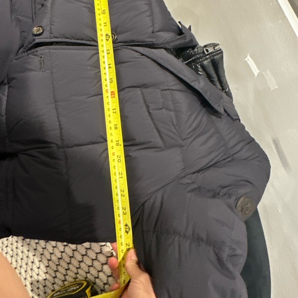 Down Moncler coat - Picture 7 of 7